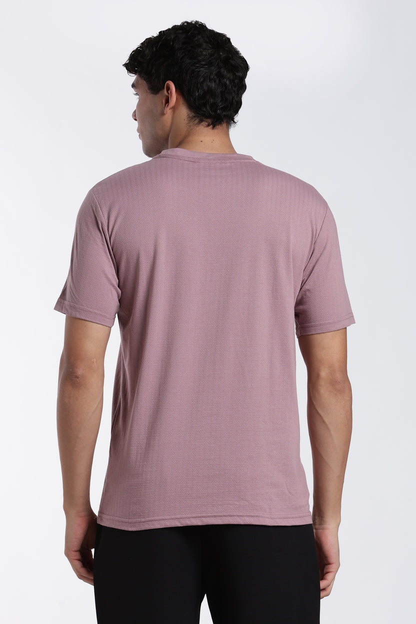 Mauve Textured Regular Fit T-Shirt For Men - Image 5