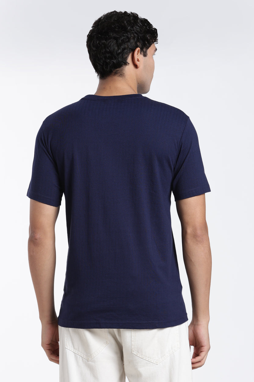 Navy Textured Regular Fit T-Shirt For Men - Image 5
