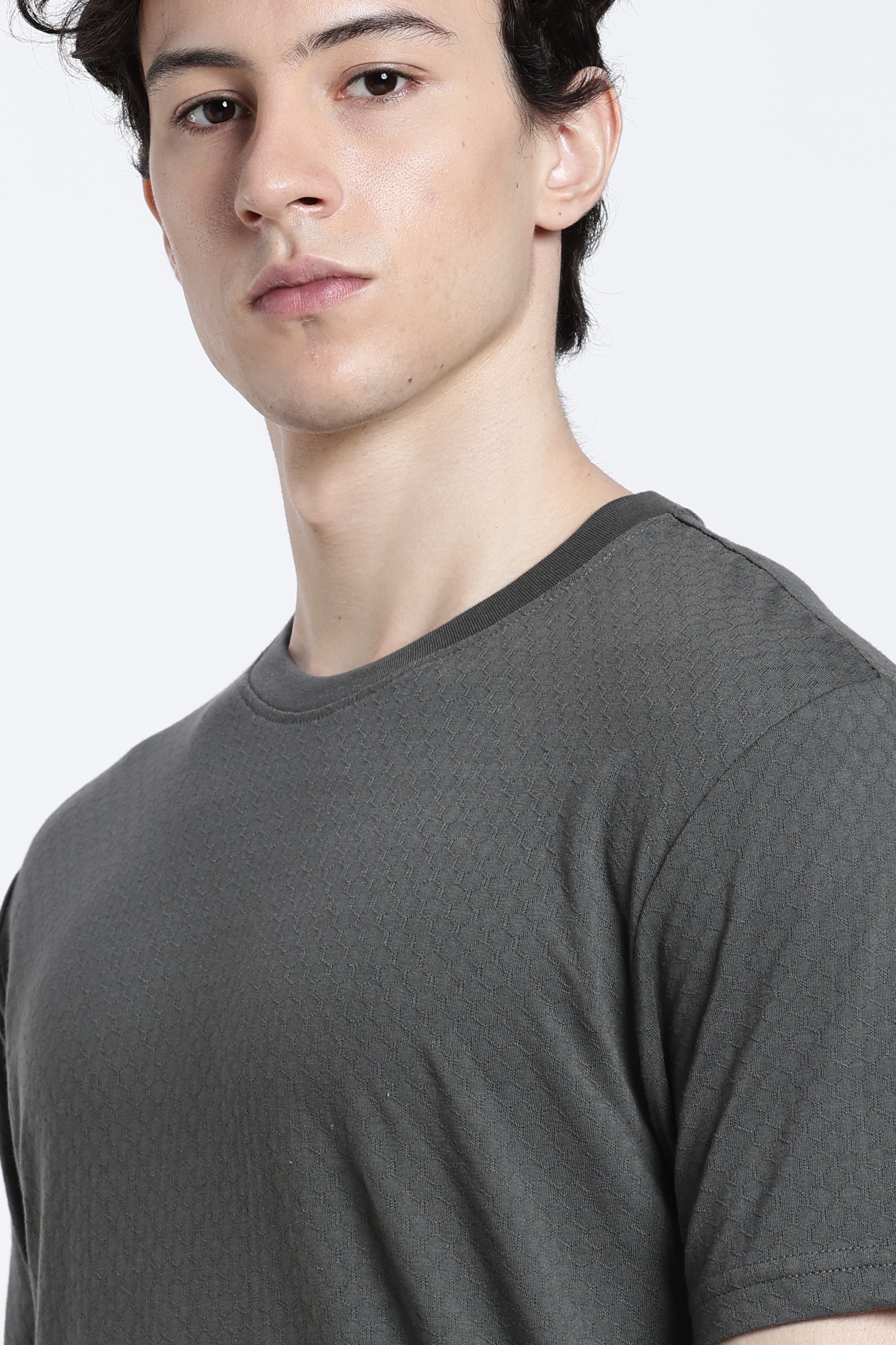 Grey Textured Regular Fit T-Shirt for Men - Image 3