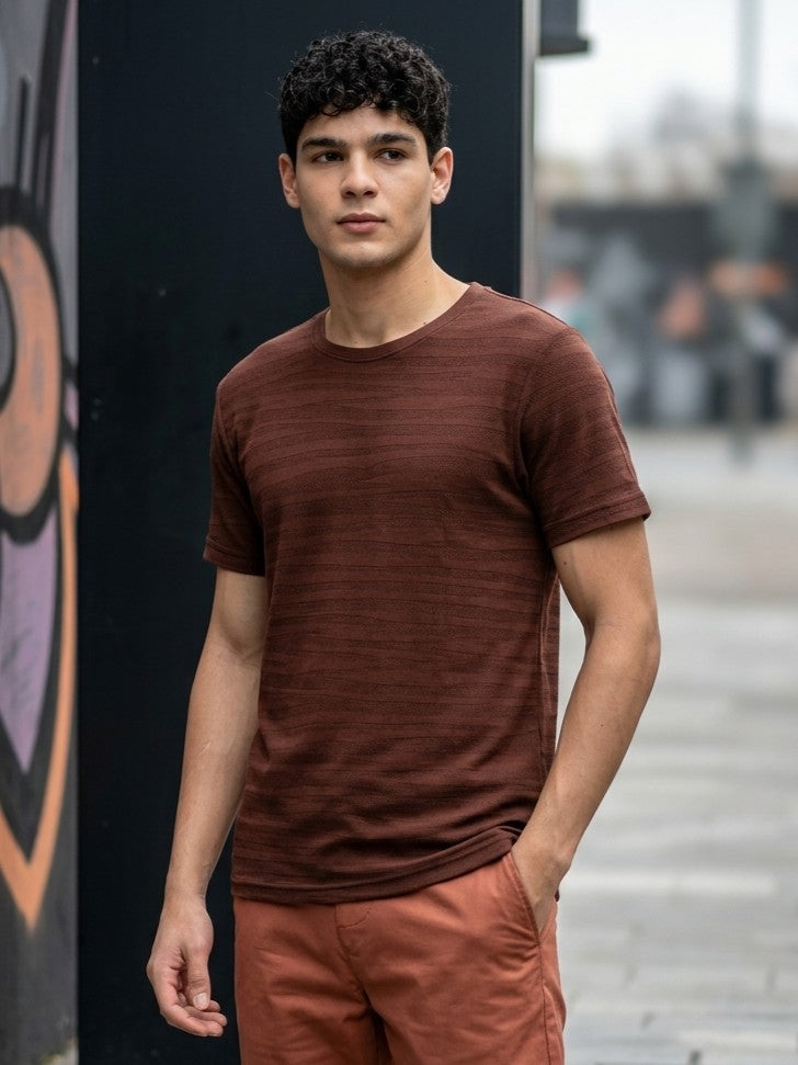 Brown Textured Regular Fit T-Shirt For Men - Image 1