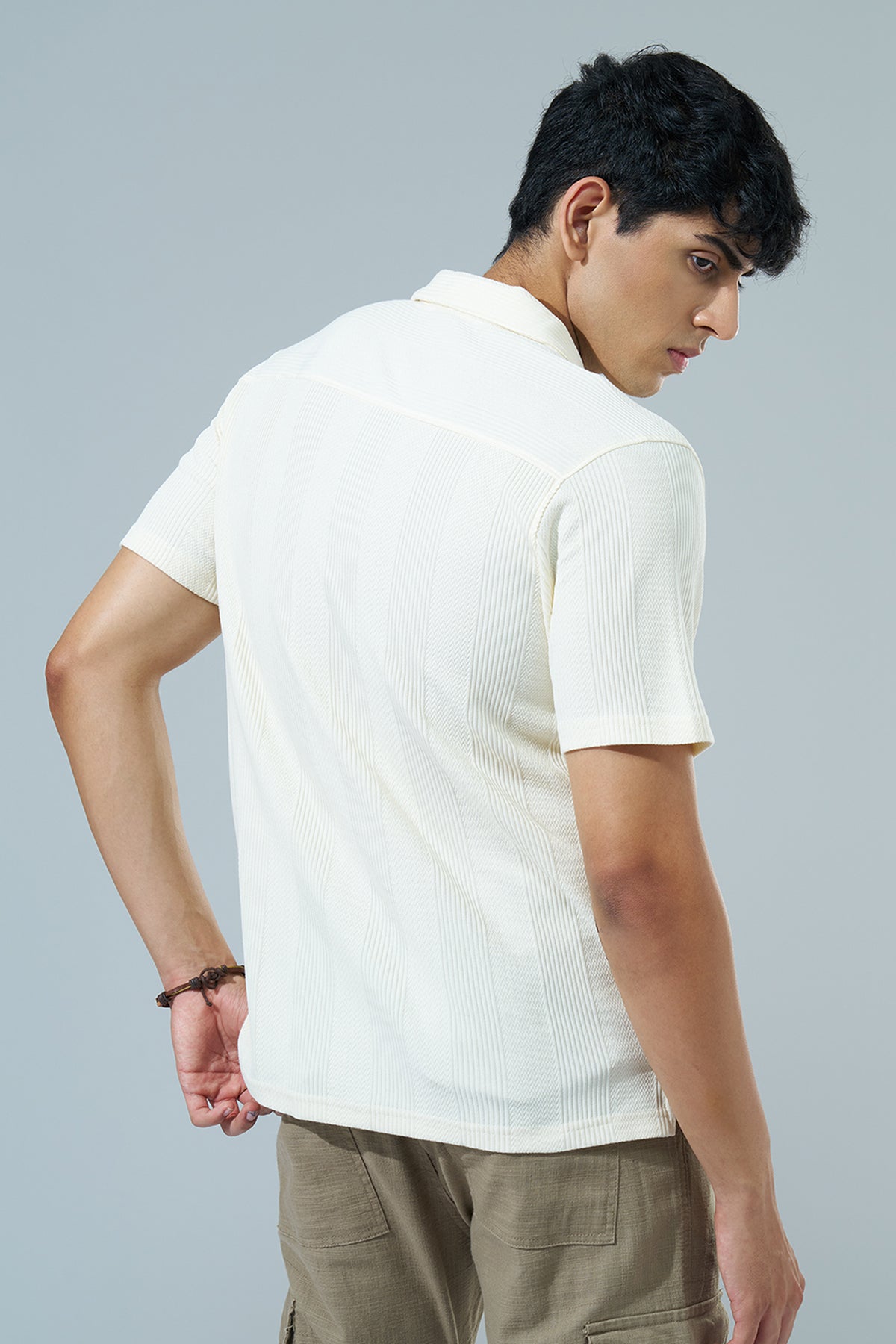 Off White Regular Fit Casual Shirt for Men - Image 5