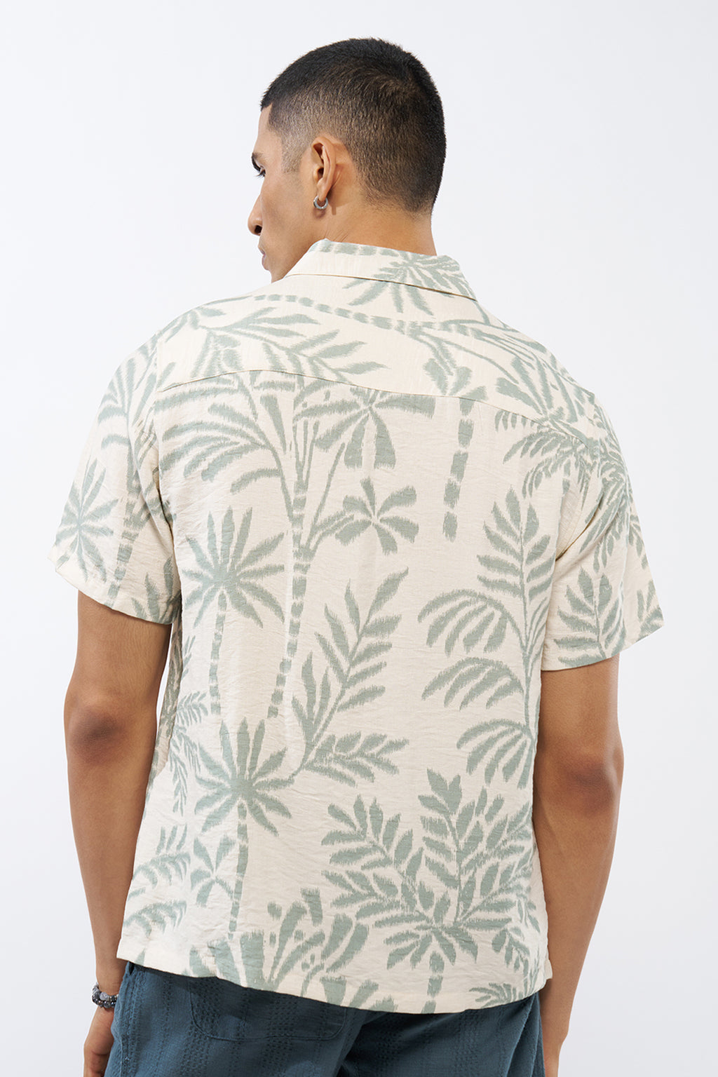 Off White All - Over Printed Regular Fit Shirt for Men - Image 5