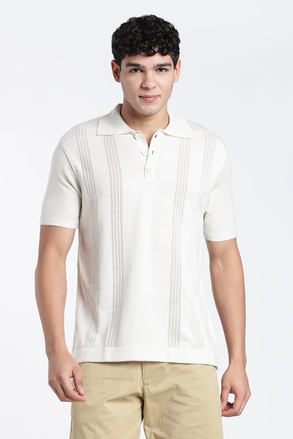 Off White Textured Regular Fit Polo T-Shirt for Men - Image 2
