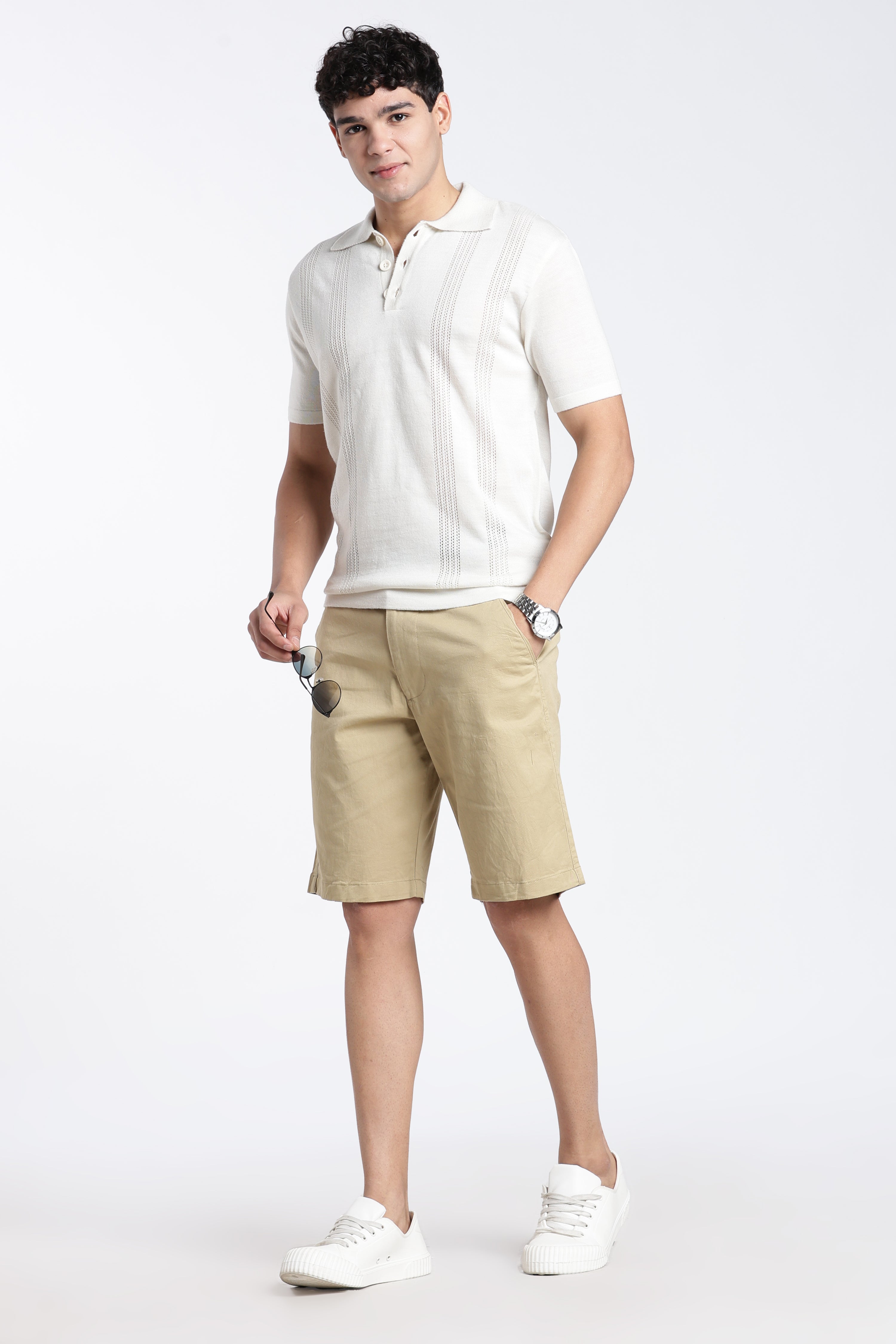 Off White Textured Regular Fit Polo T-Shirt for Men - Image 6