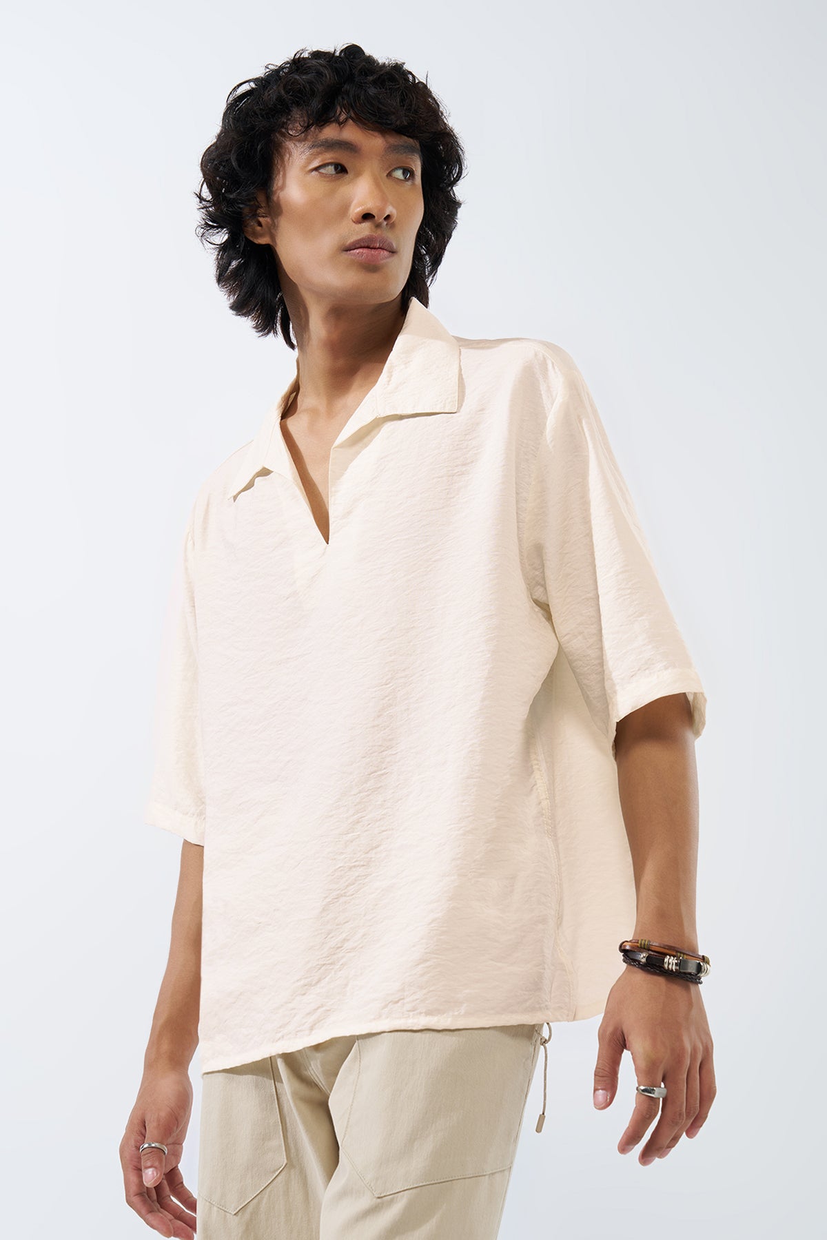 Off White Solid Relaxed Fit T-Shirt for Men - Image 4