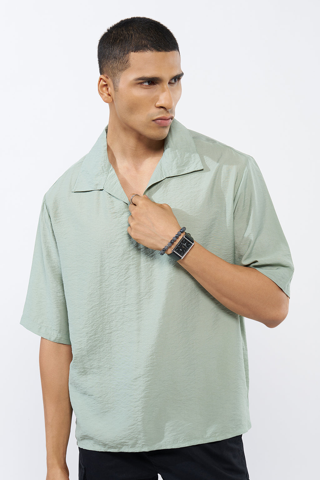 Green Solid Relaxed Fit T-Shirt for Men - Image 2