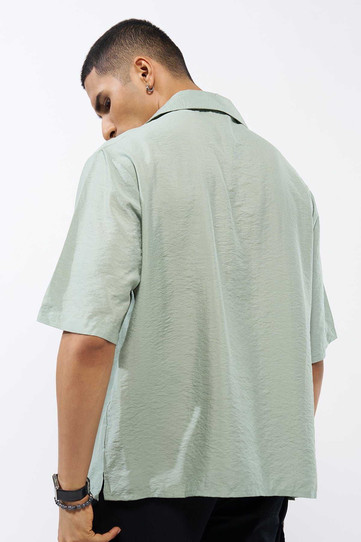 Green Solid Relaxed Fit T-Shirt for Men - Image 5
