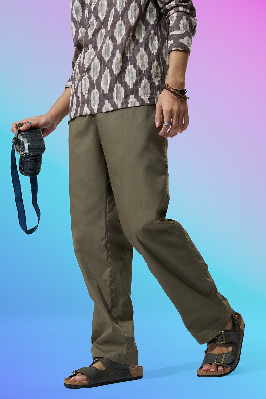 Olive Solid Regular Fit Casual Trouser for Men - Image 1