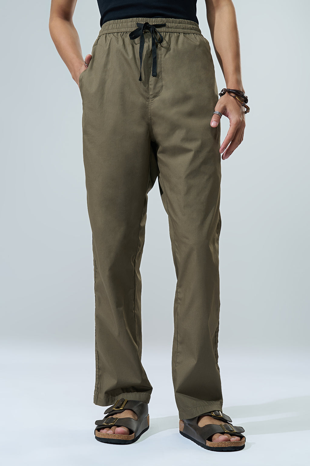 Olive Solid Regular Fit Casual Trouser for Men - Image 2