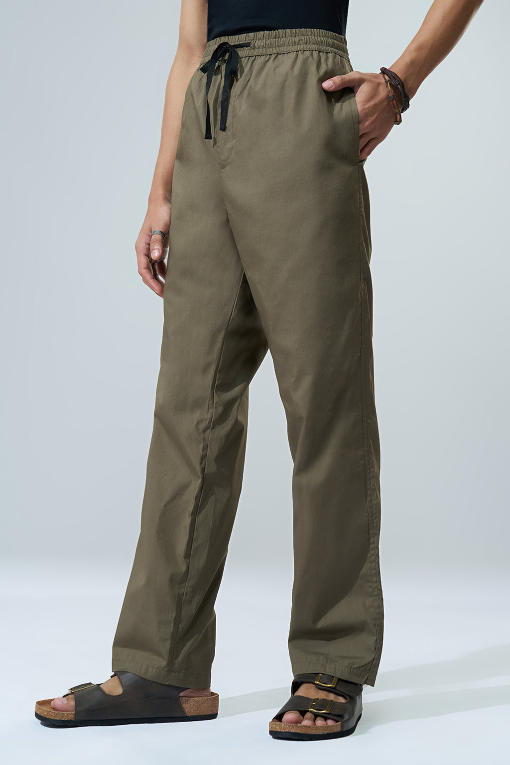 Olive Solid Regular Fit Casual Trouser for Men - Image 4