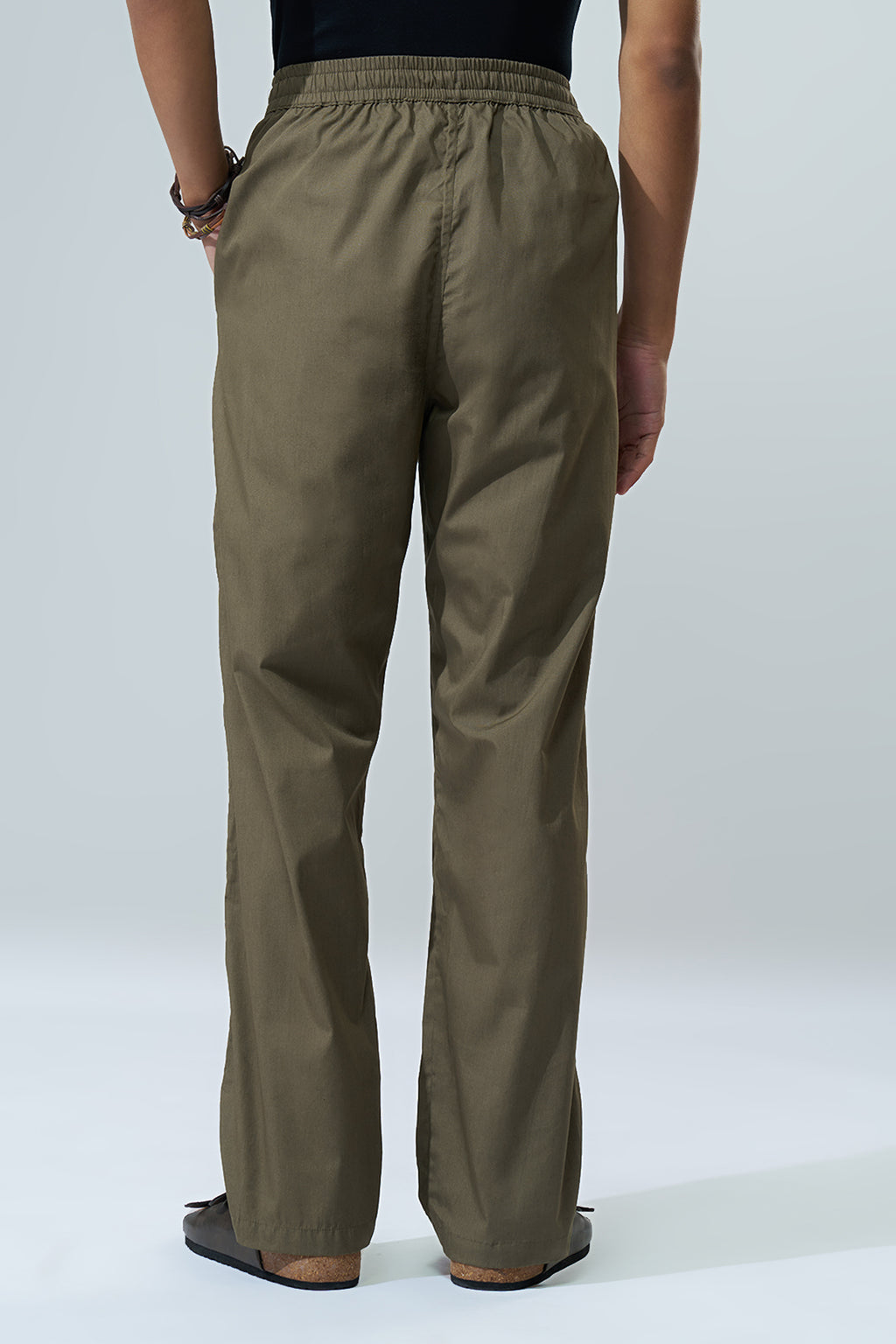 Olive Solid Regular Fit Casual Trouser for Men - Image 5