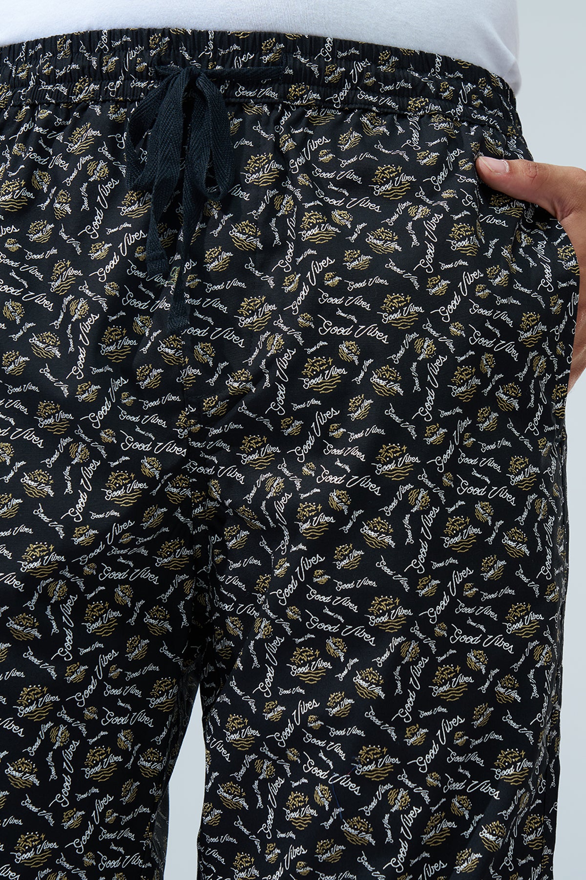 Black Printed Regular Fit Pyjamas for Men - Image 3