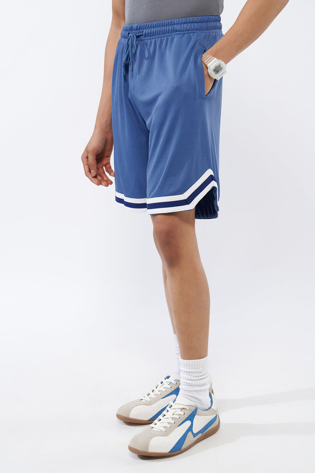 Blue Solid Regular Fit Shorts for Men - Image 4