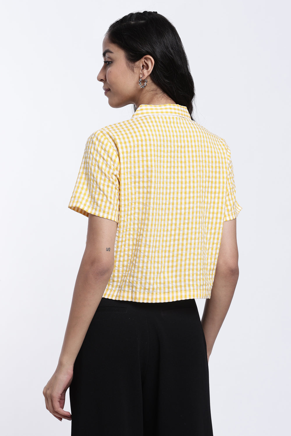 Yellow Checkered Regular Fit Crop Shirt for Women - Image 5