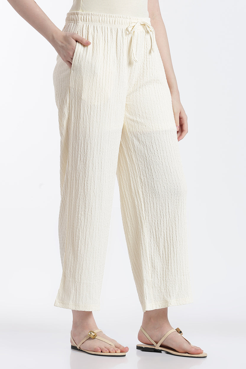 Cream Relaxed Fit Pant With 2 Pocket for Women - Image 4