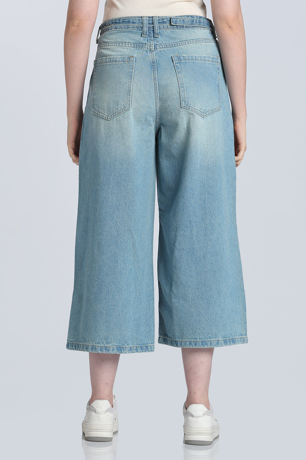 Light Blue Wide Leg Fit Jean With 5 Pocket for Women - Image 5