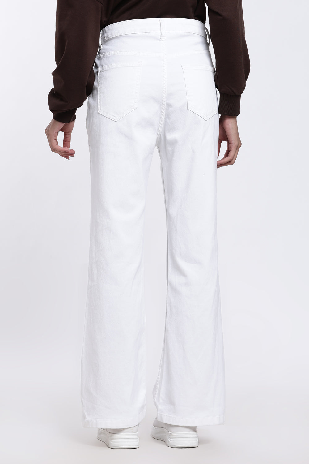 White Bootcut 5 Pocketed Jeans for Women - Image 5