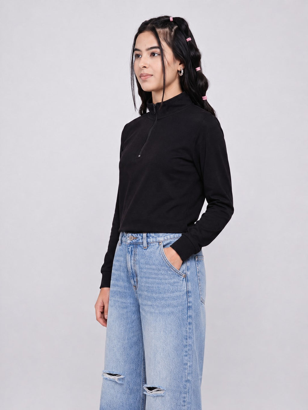 Black Drop Shoulder Sleeves Regular Fit Sweatshirt for Women - Image 4