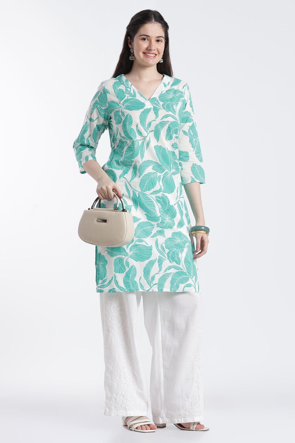 Green Leaf Print Regular Fit Kurta for Women - Image 1