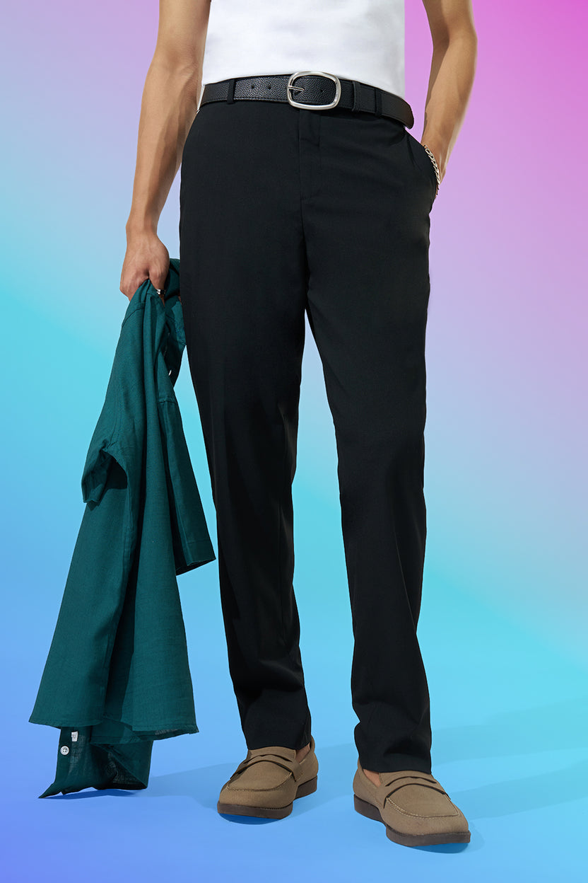 Black Solid Carrot Fit Trouser For Men - Image 1