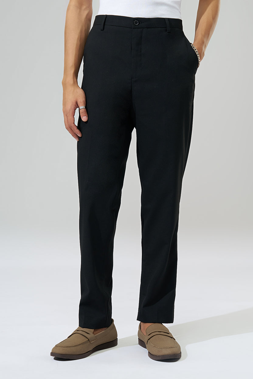 Black Solid Carrot Fit Trouser for Men - Image 3