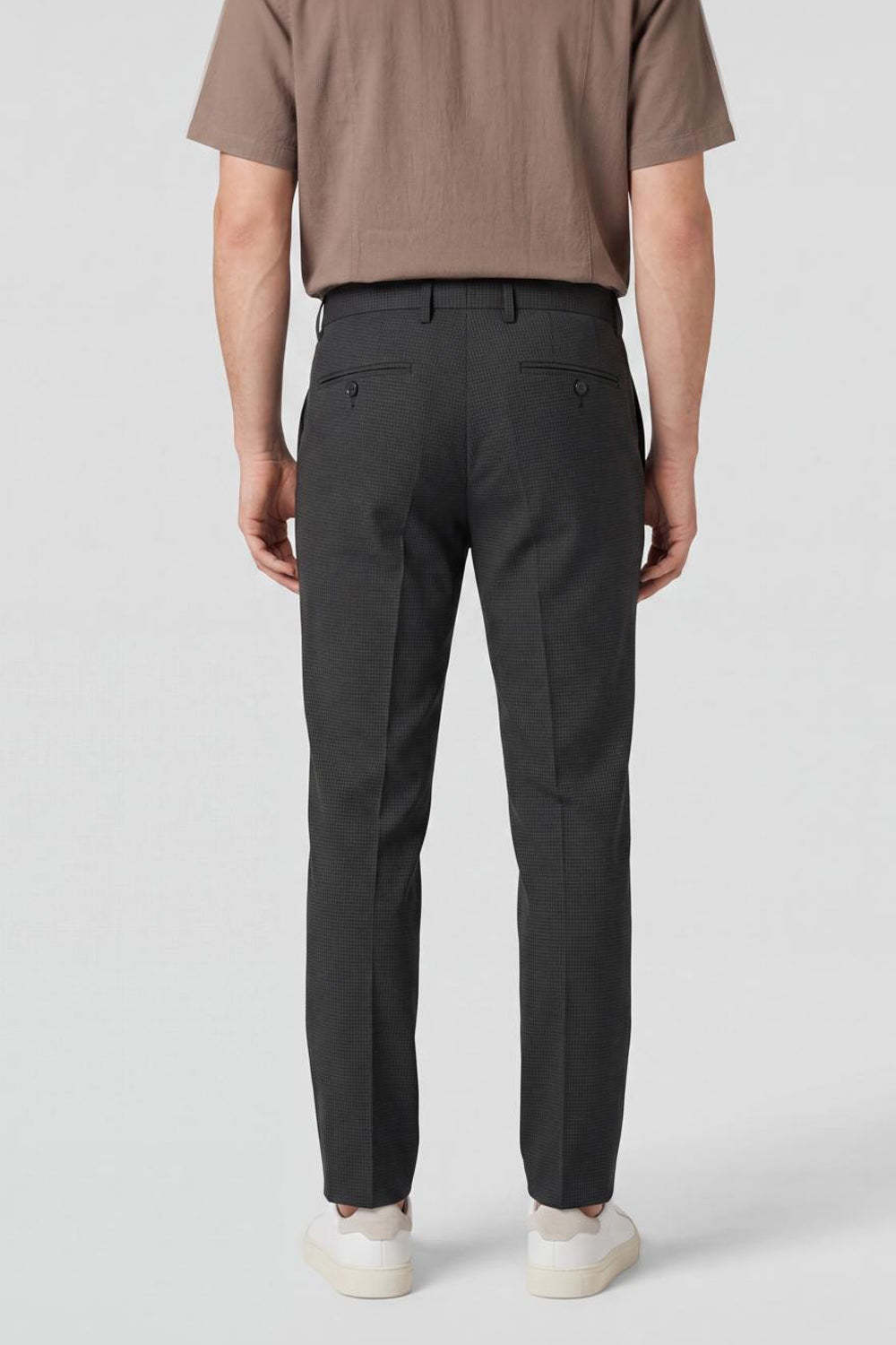 Black Solid Carrot Fit Trouser for Men - Image 5