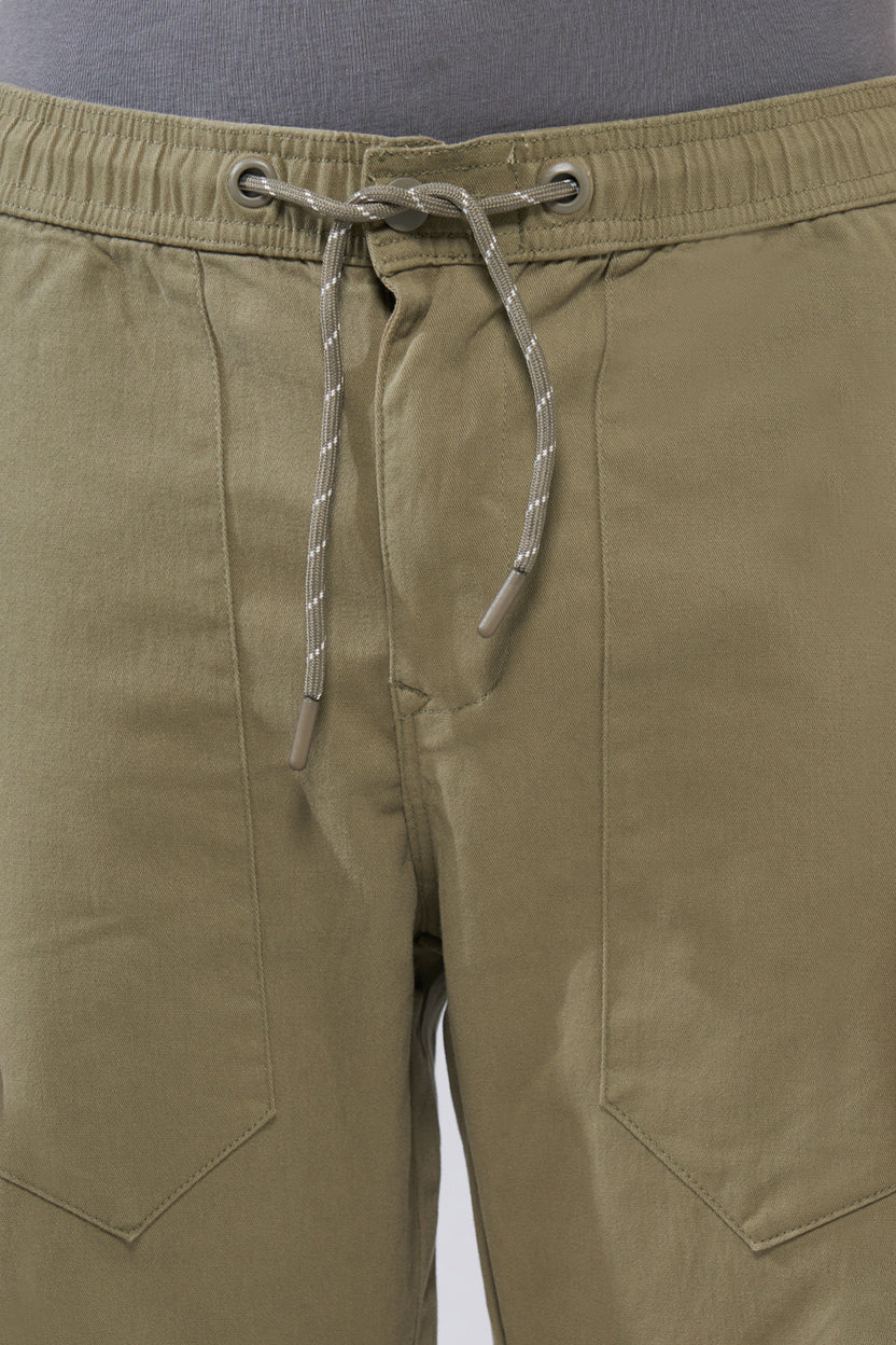 Olive Solid Regular Fit Trouser For Men - Image 3