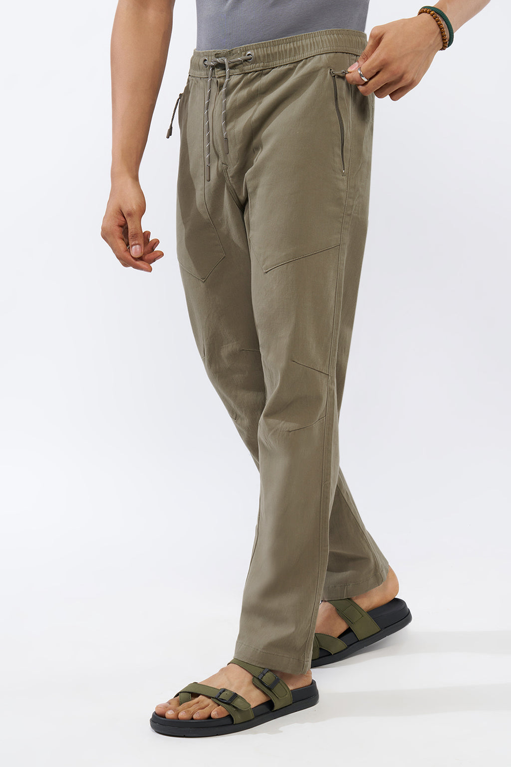 Olive Solid Regular Fit Trouser for Men - Image 4