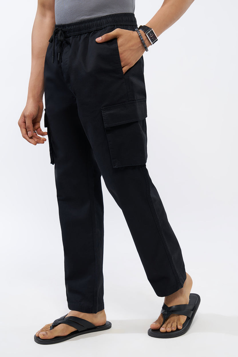Black Solid Regular Fit Trouser For Men - Image 4