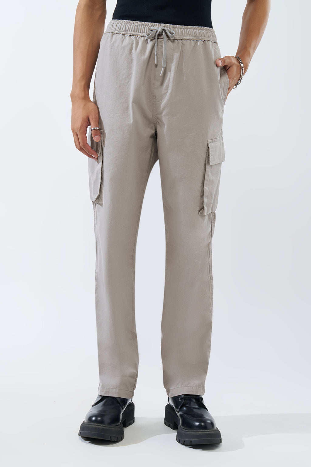 Grey Solid Regular Fit Trouser for Men - Image 2
