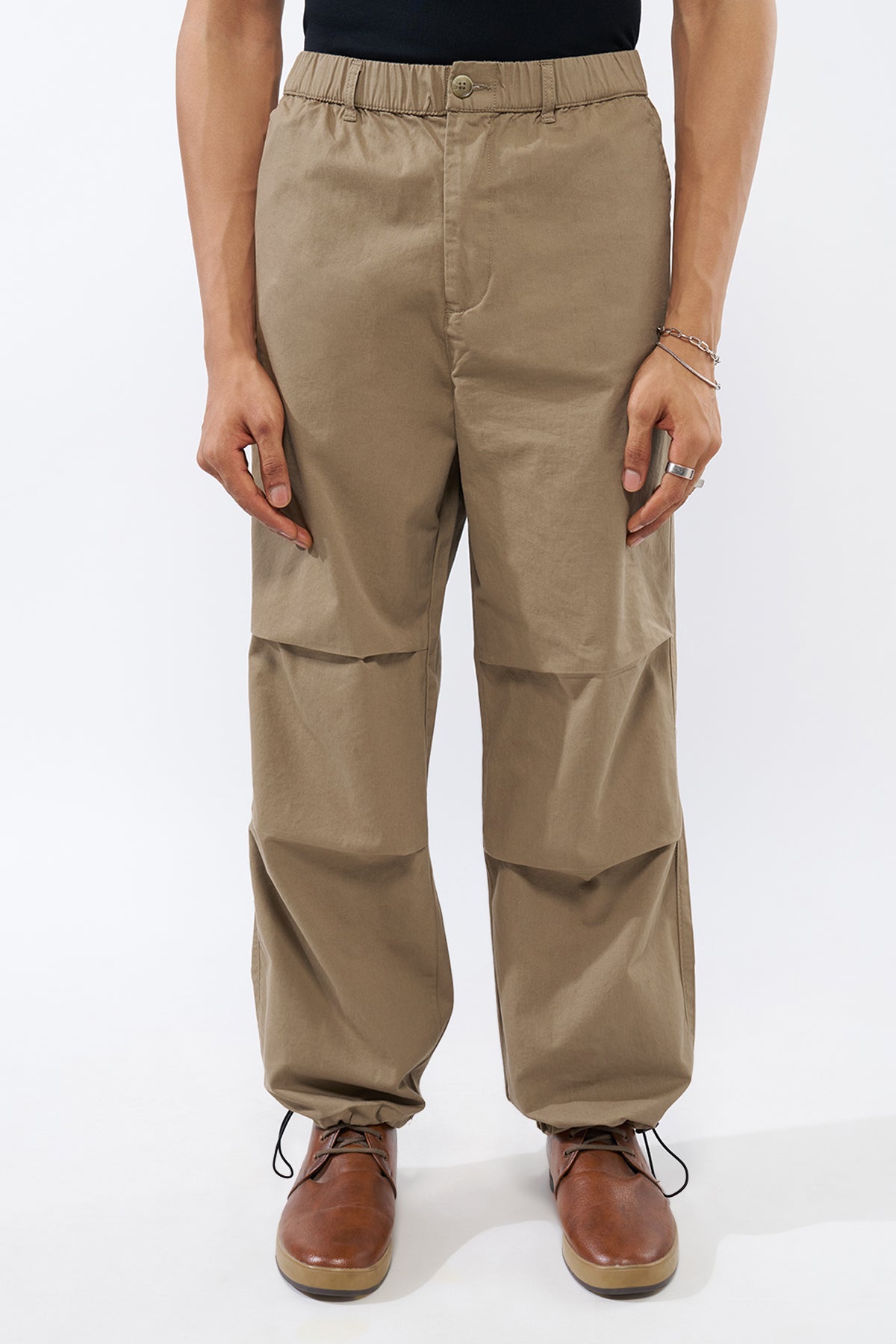 Beige Solid Regular Fit Trouser for Men - Image 2