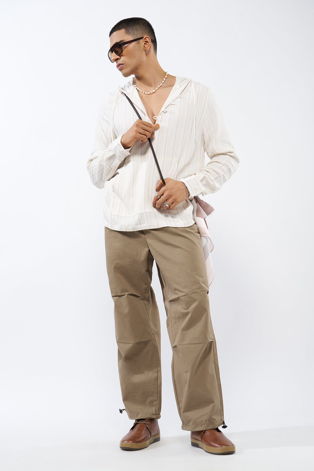 Beige Solid Regular Fit Trouser for Men - Image 6
