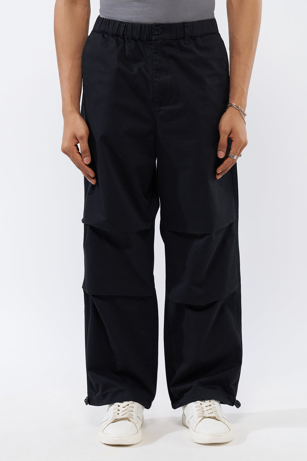 Black Solid Regular Fit Trouser for Men - Image 2