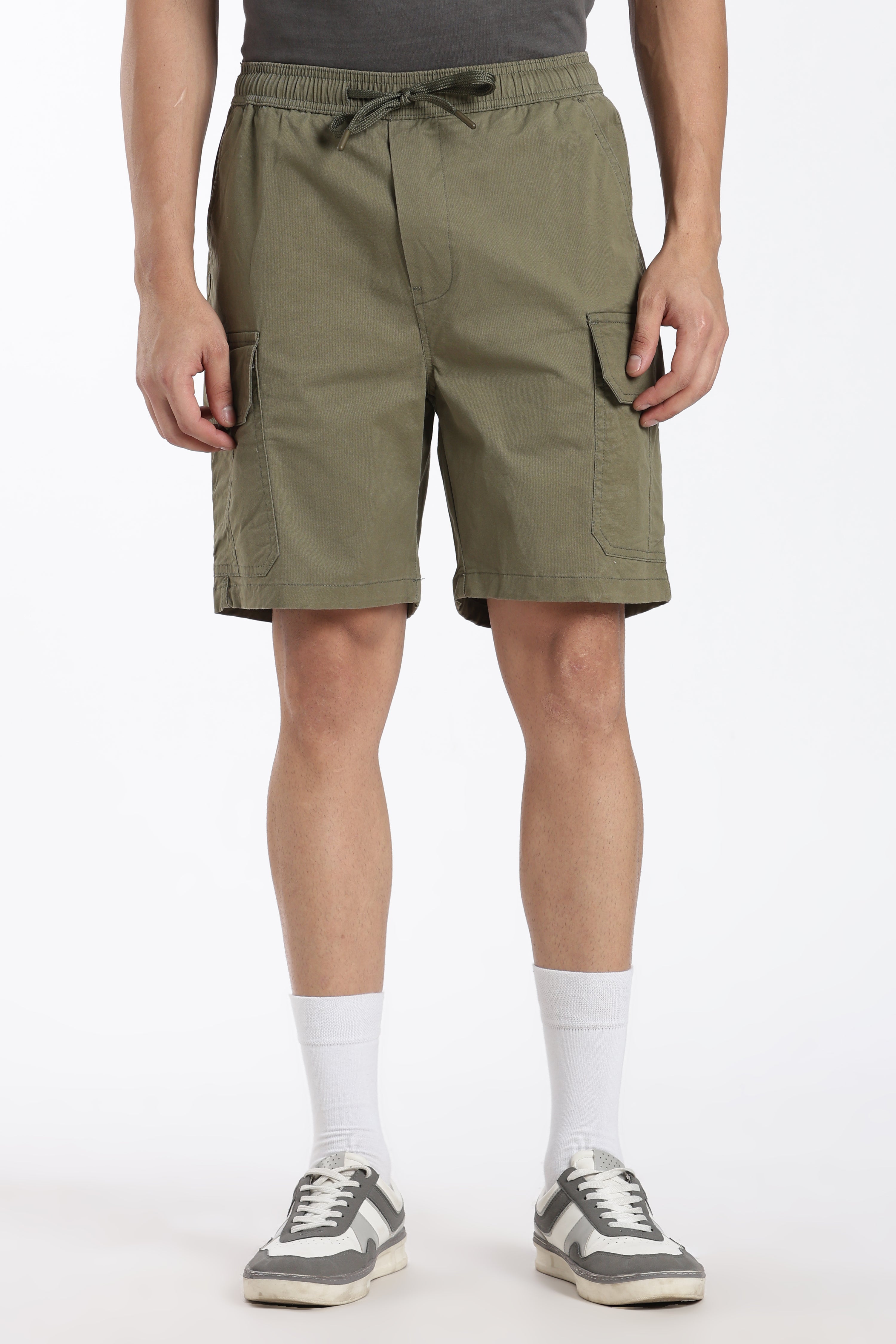 Olive Solid Regular Fit Shorts for Men - Image 2