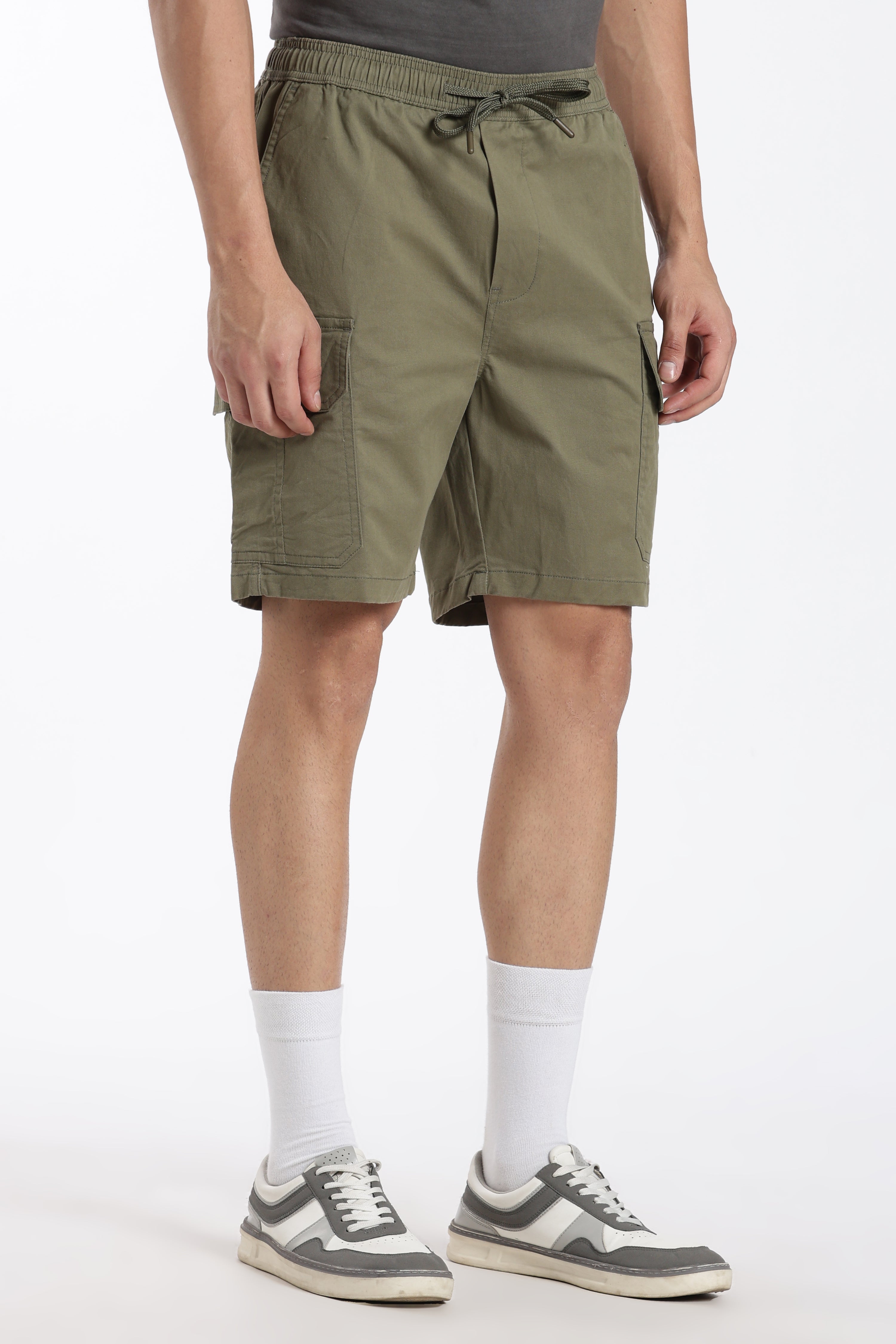 Olive Solid Regular Fit Shorts for Men - Image 4