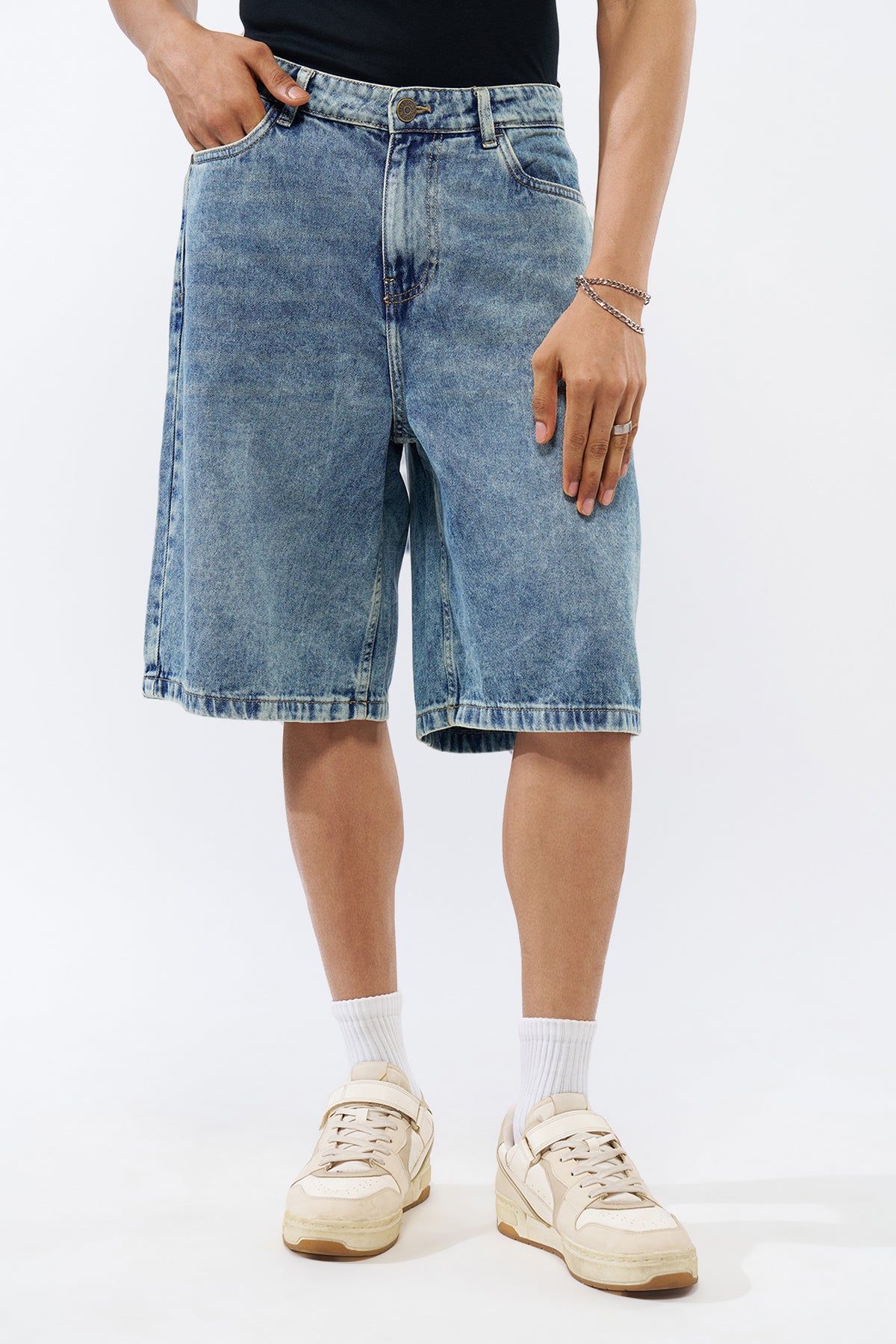 Blue Solid Regular Fit Shorts for Men - Image 2