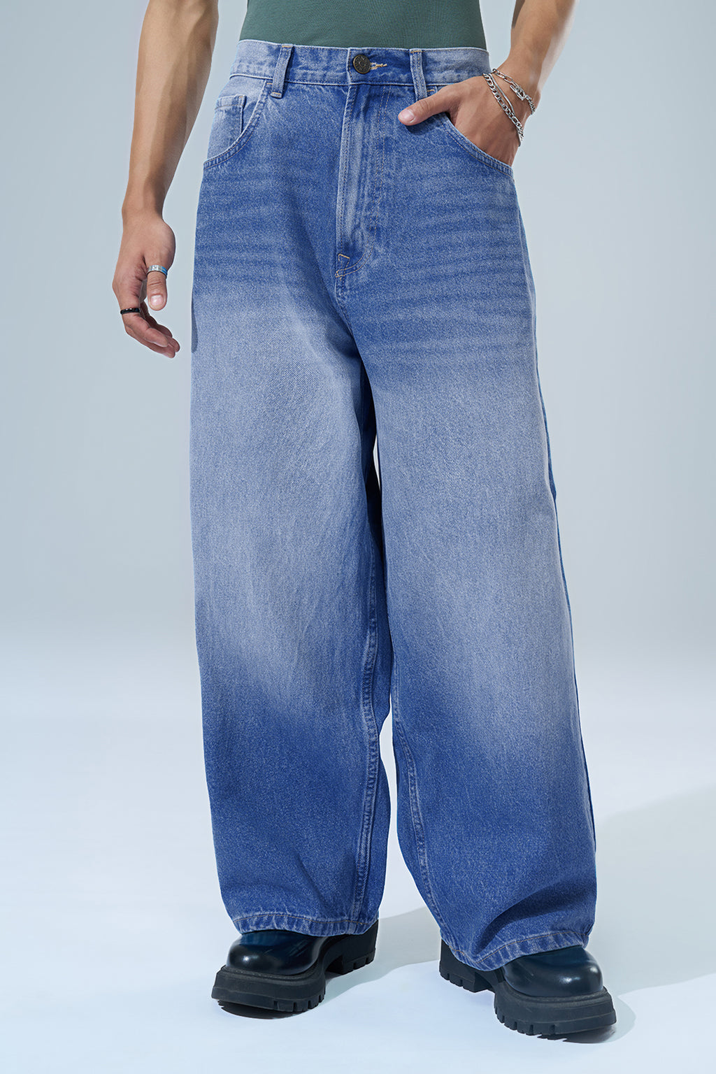 Medium Blue Washed Baggy Fit Jeans For Men - Image 3