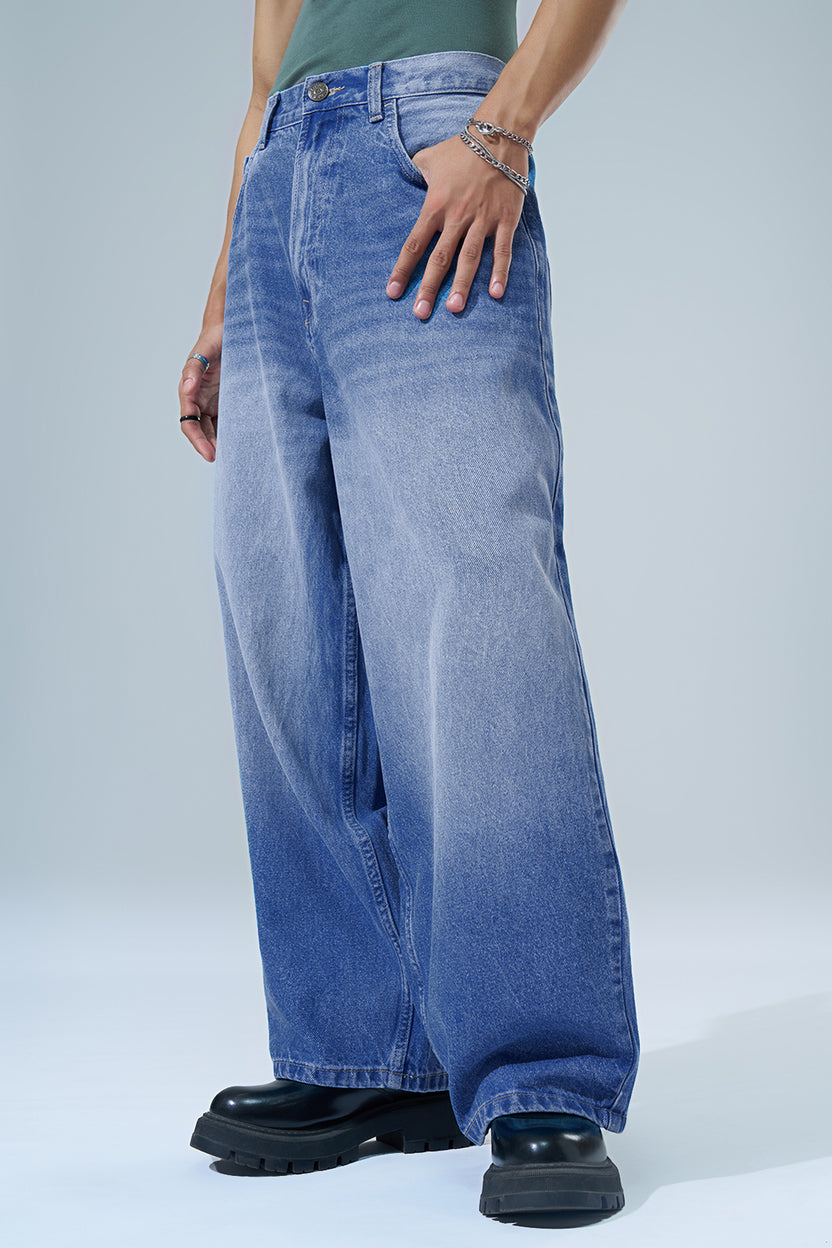 Medium Blue Washed Baggy Fit Jeans For Men - Image 4