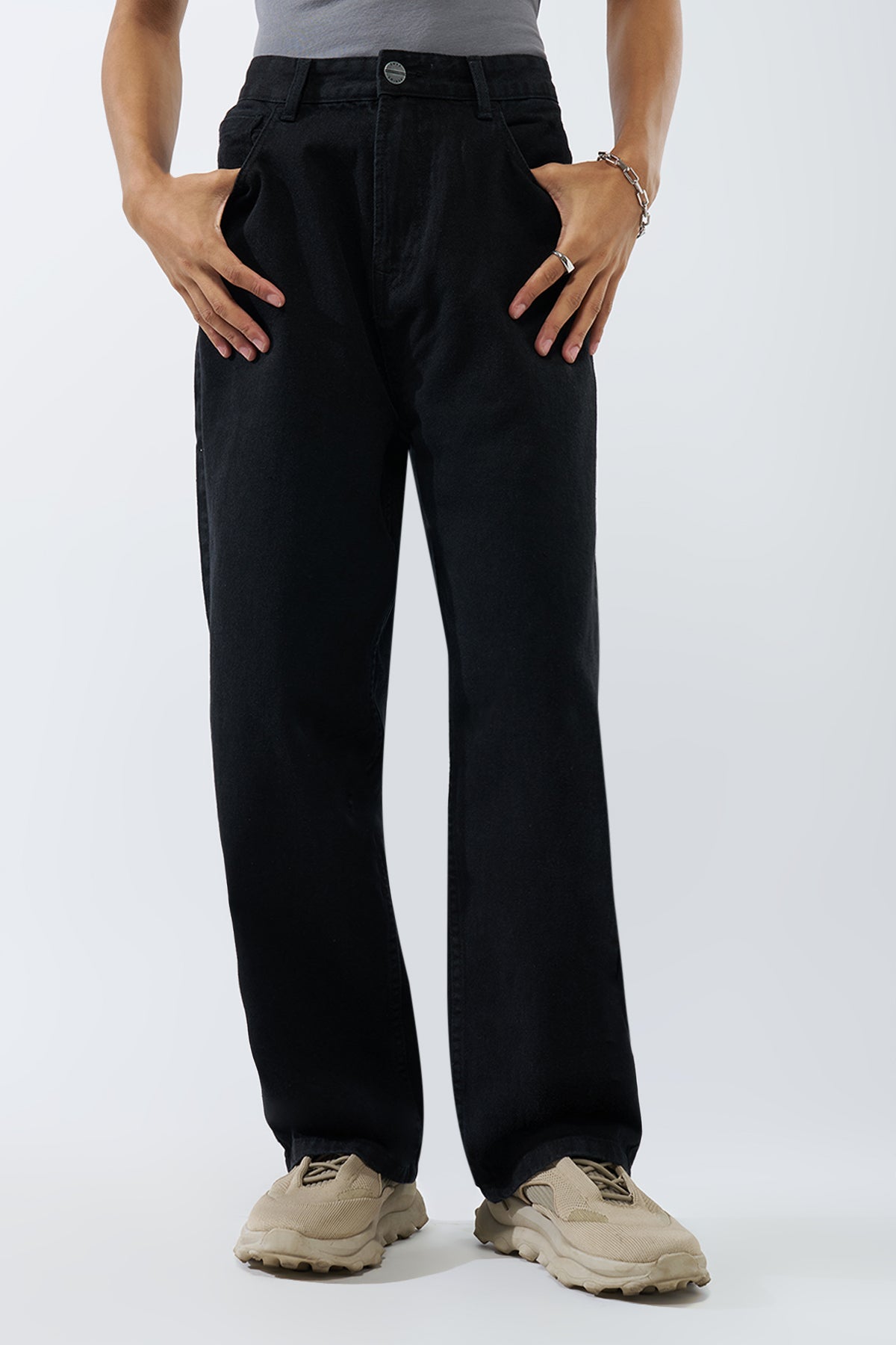 Black Solid Baggy Fit Jeans for Men - Image 2