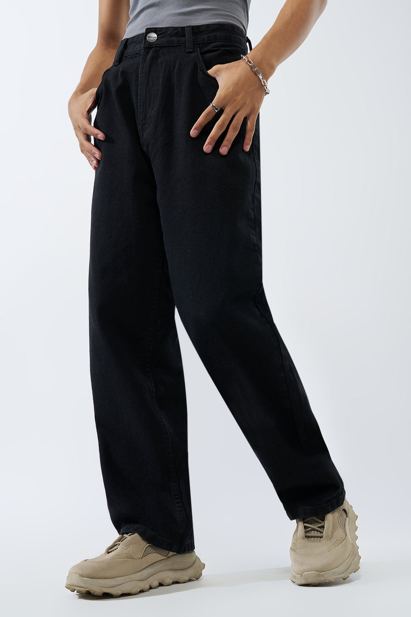 Black Solid Baggy Fit Jeans For Men - Image 4