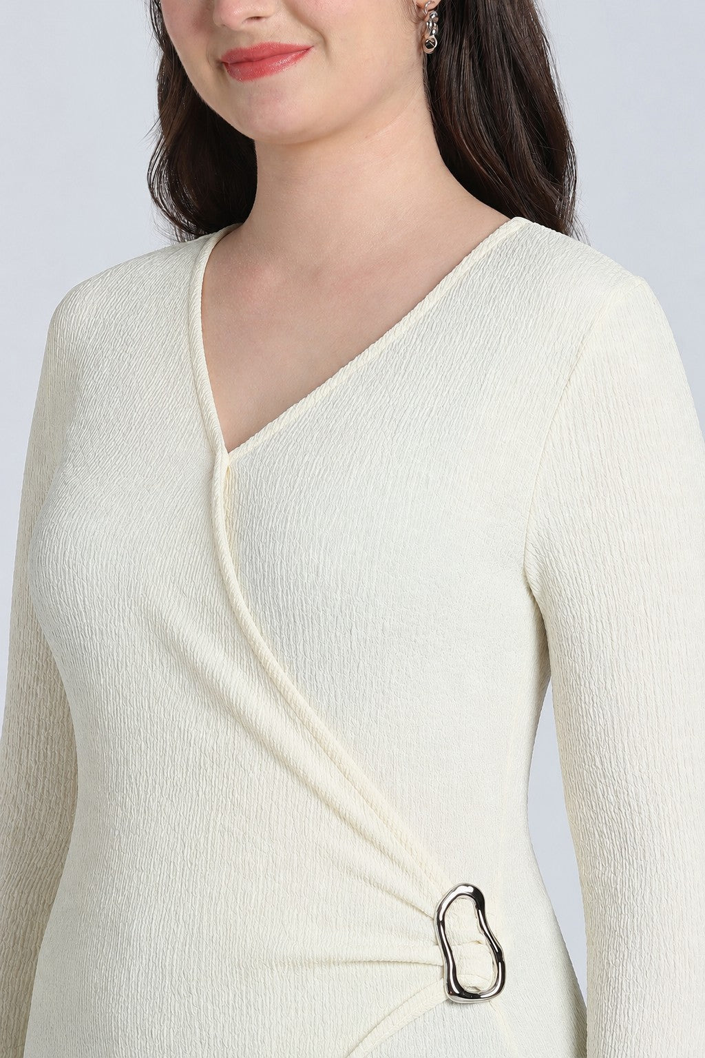 Off White Regular Fit Wrap Top for Women - Image 7
