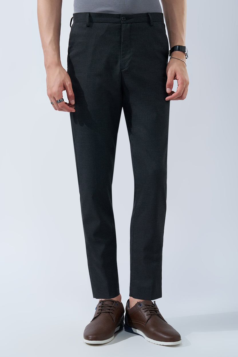 Black Solid Carrot Fit Formal Trouser for Men - Image 2