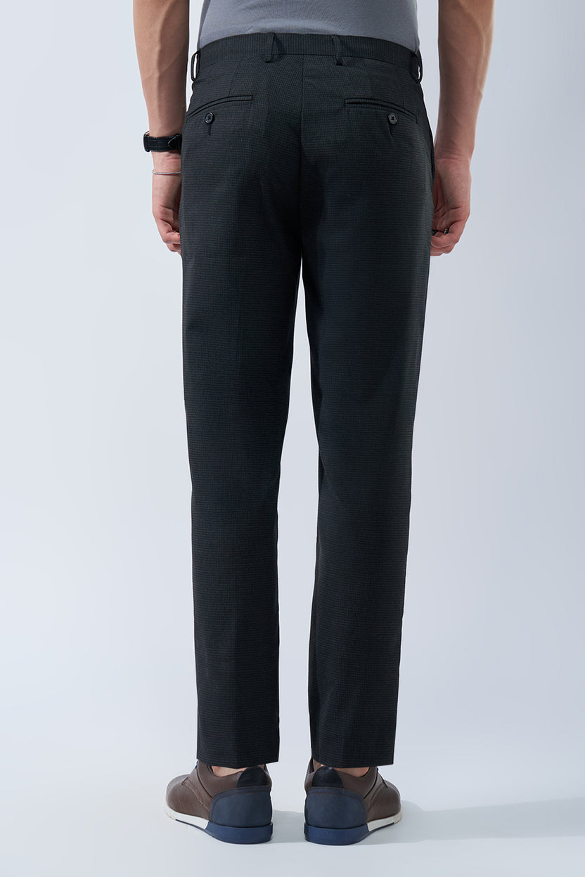 Black Solid Carrot Fit Formal Trouser for Men - Image 5