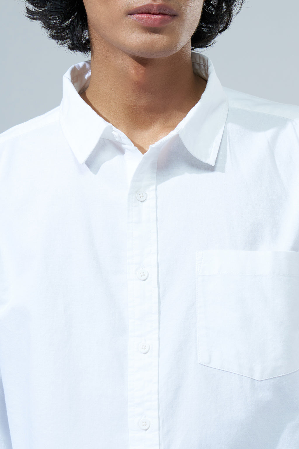 White Solid Regular Fit Shirt for Men - Image 2