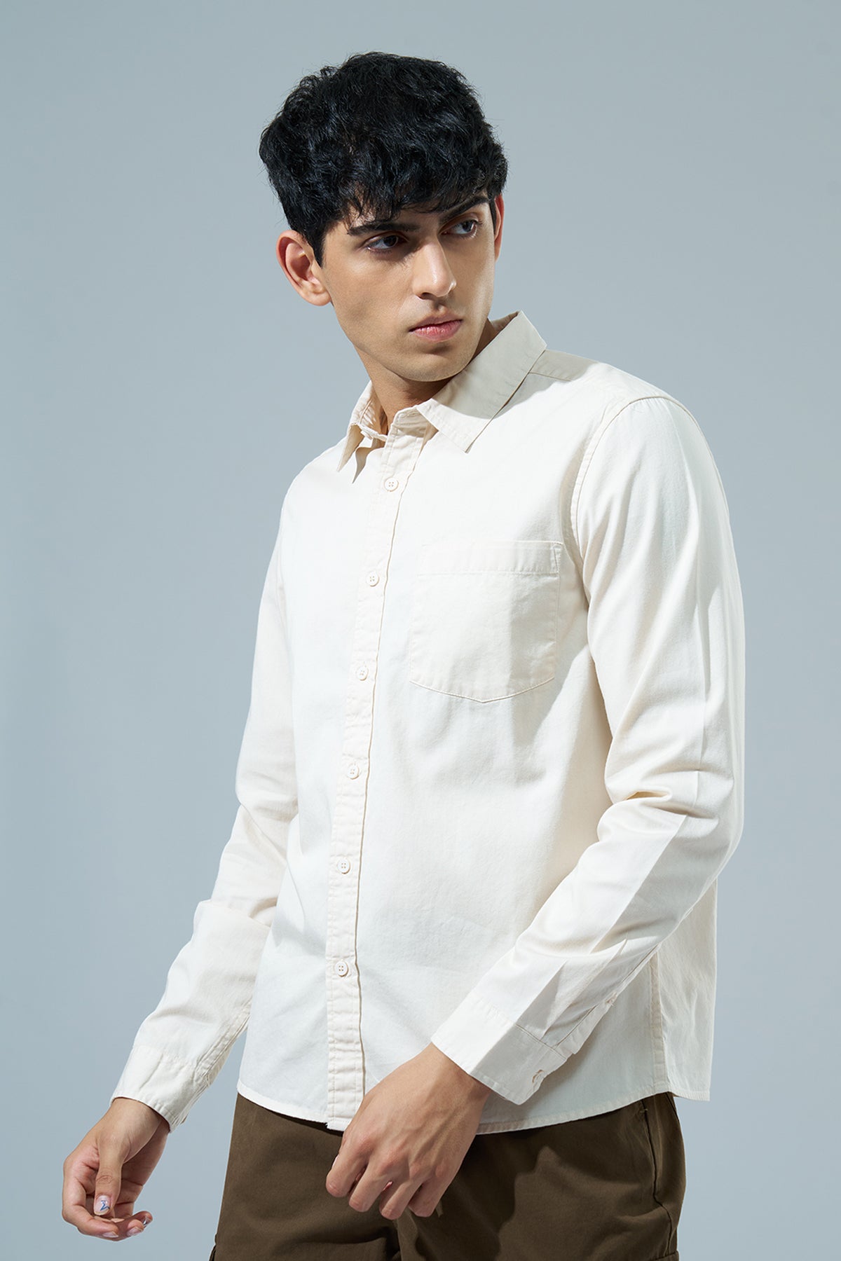 Off White Regular Fit Formal Shirt for Men - Image 4