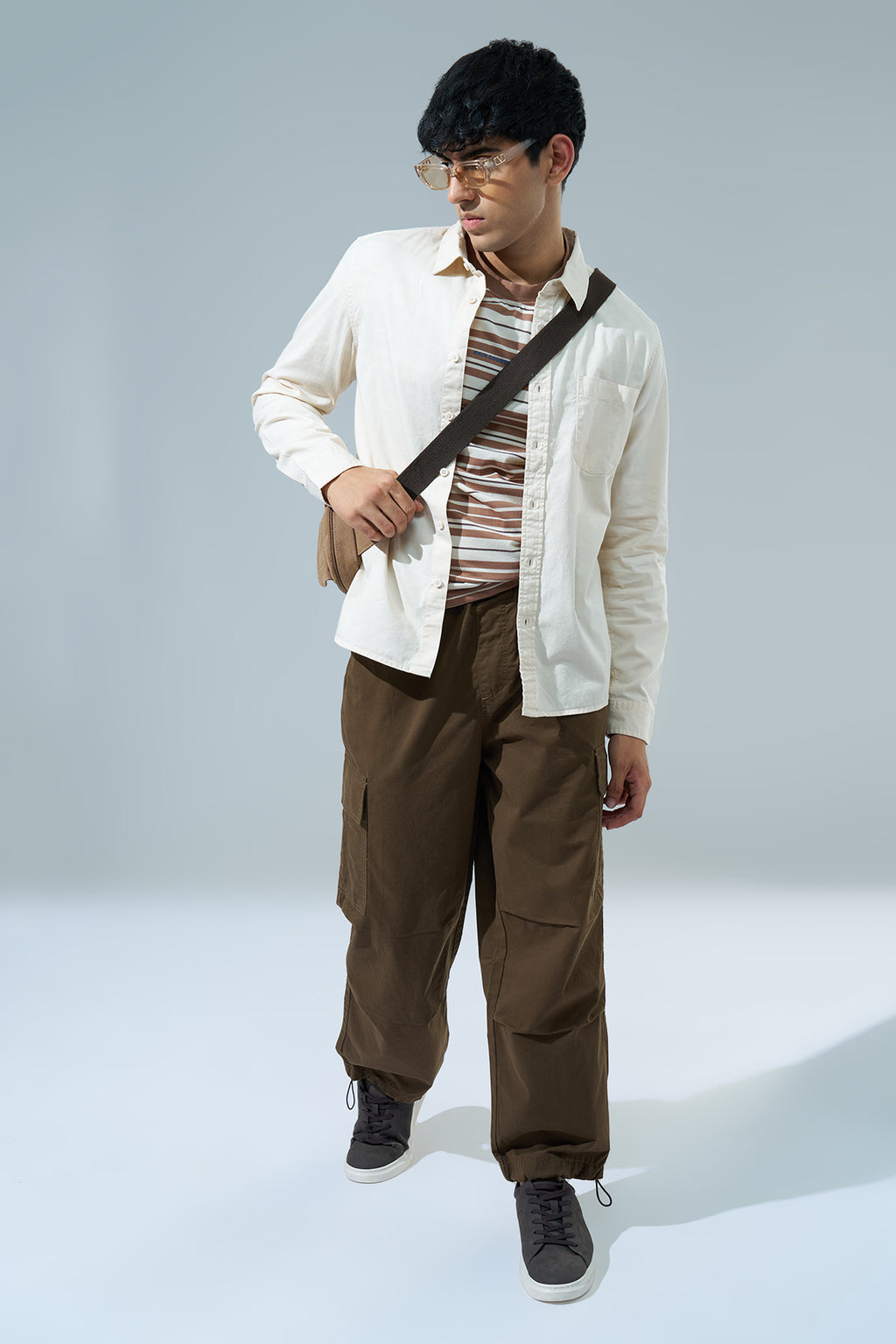 Off White Regular Fit Formal Shirt for Men - Image 6