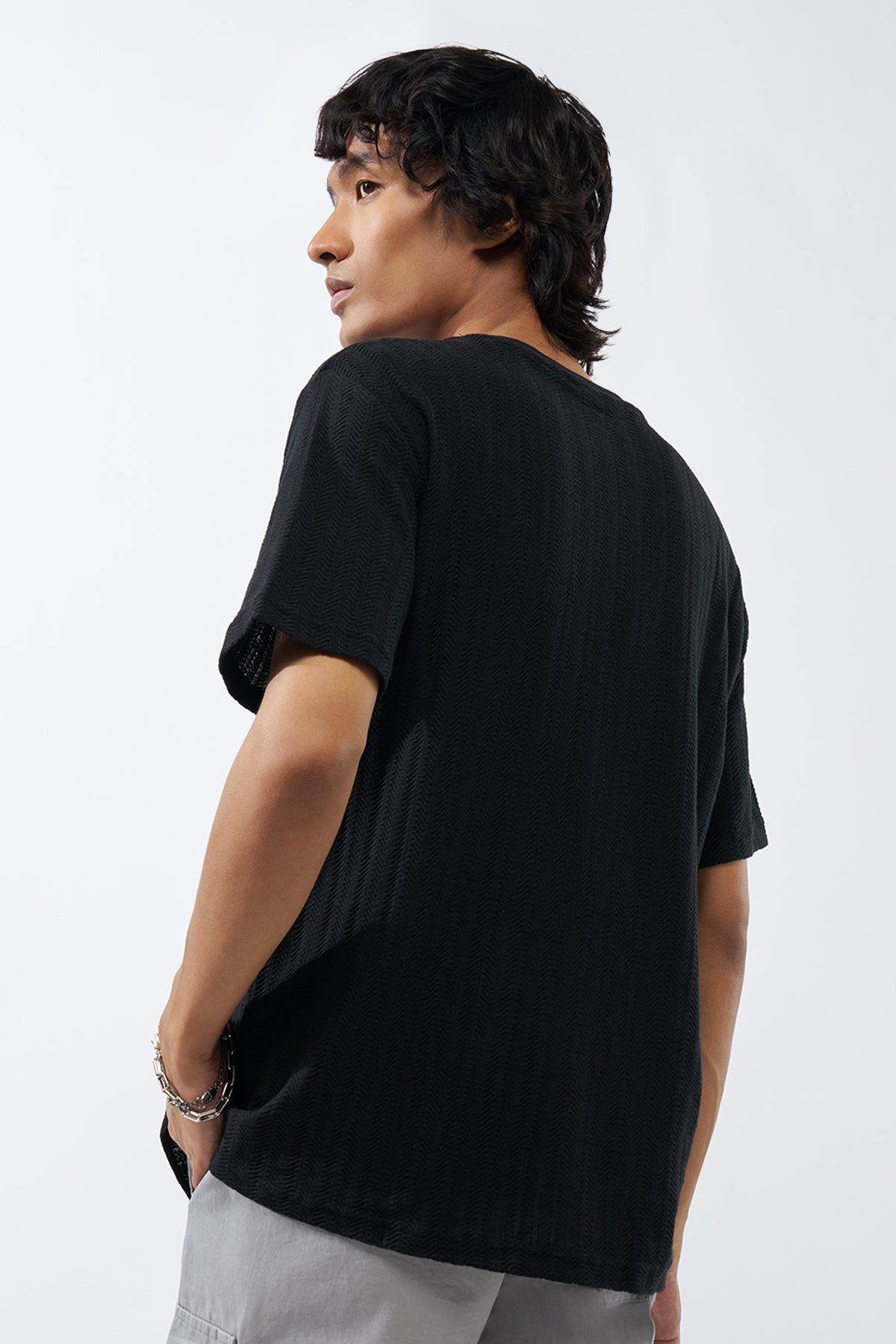Charcoal Textured Regular Fit T-Shirt for Men - Image 5