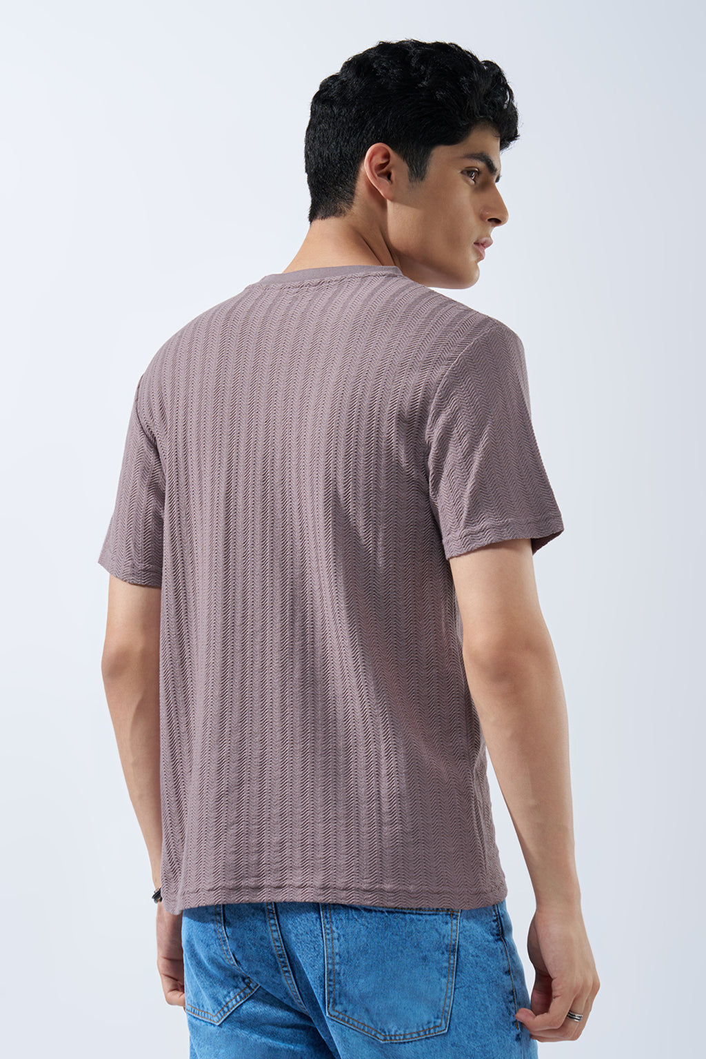 Mauve Textured Jacquard Casual T-Shirt for Men - Image 5