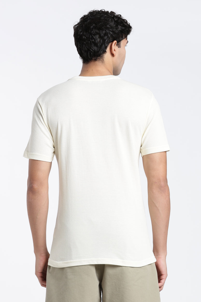 Off White Textured Regular Fit T-Shirt for Men - Image 5
