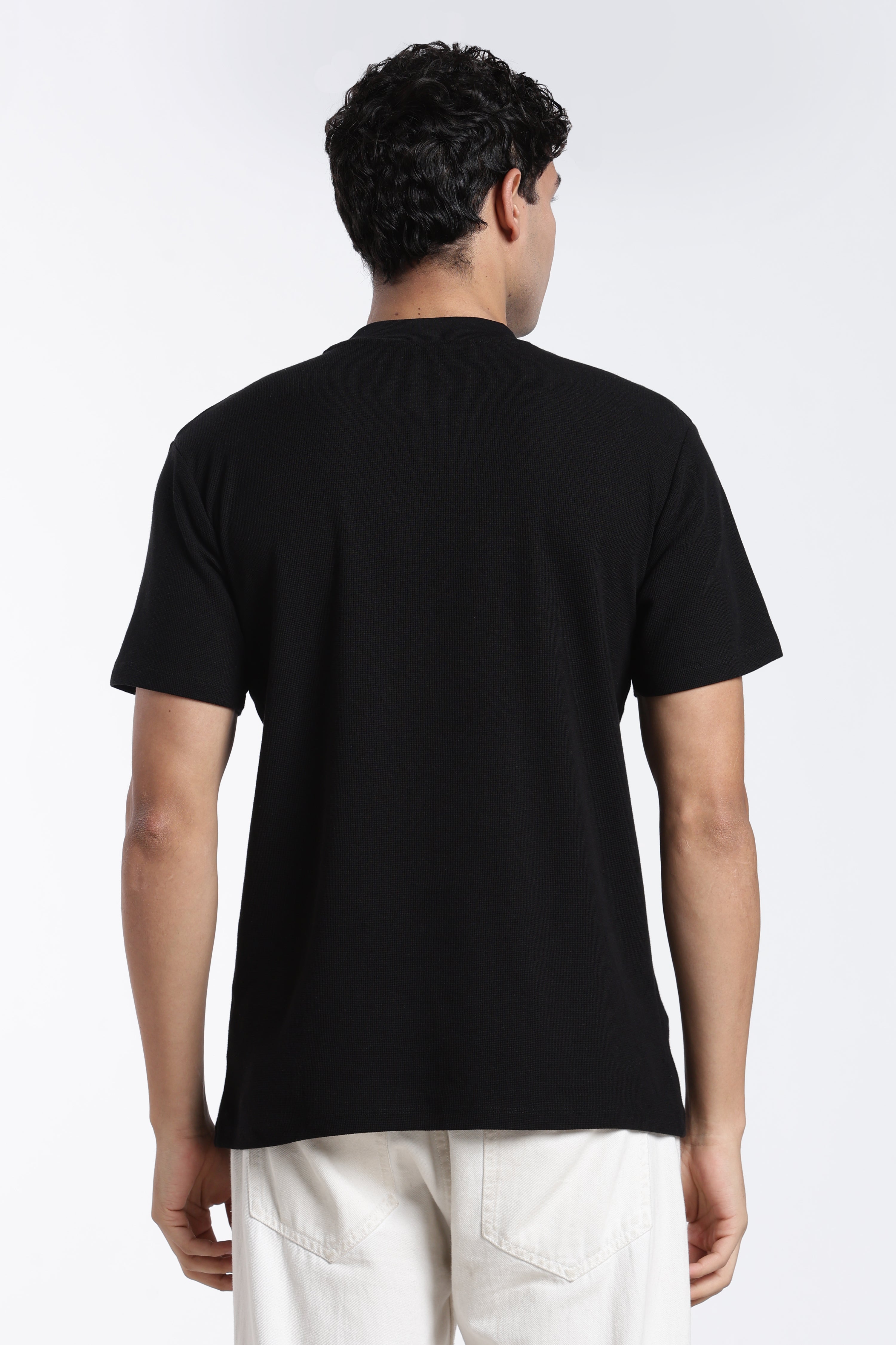 Black Printed Regular Fit T-Shirt for Men - Image 5